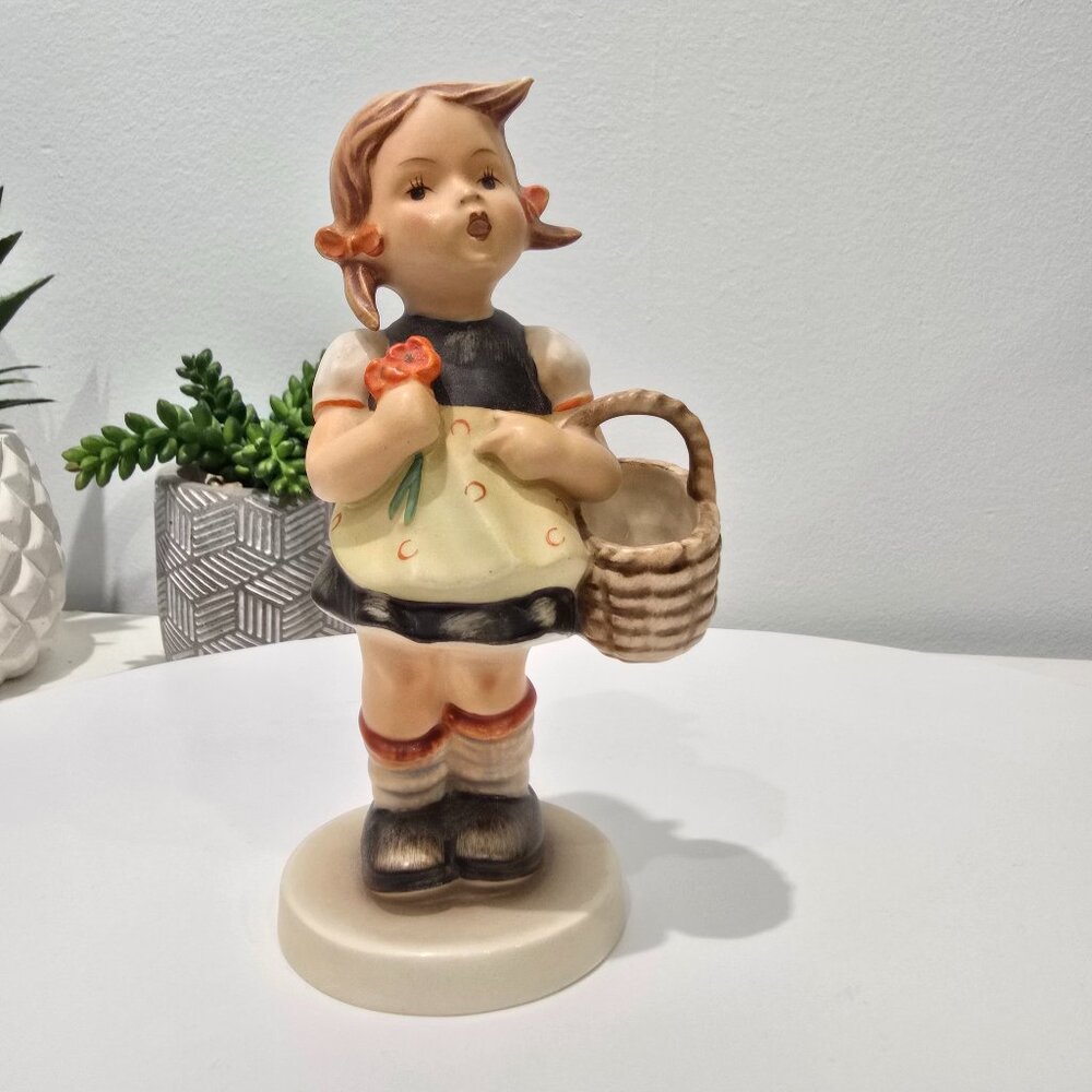 Goebel Hummel (M.I. Hummel) - The Shopper / Girl with Basket, No. 98, ~Late 1940